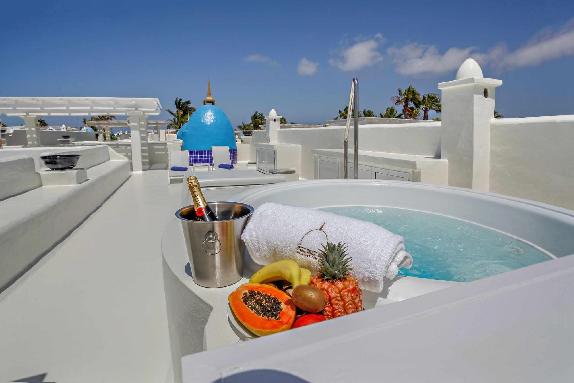 Prive Royal Villa Bahiazul Corralejo Exterior photo